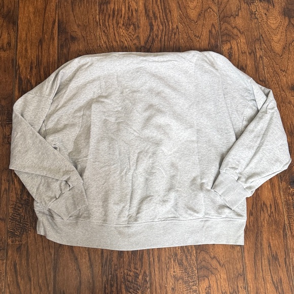 American Eagle Light Gray Sweatshirt, size medium - Picture 6 of 6